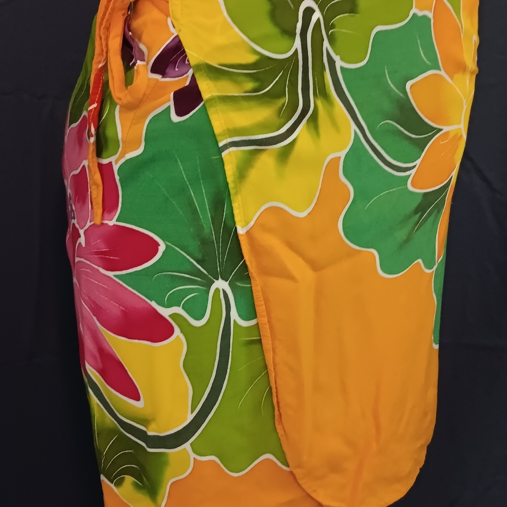 Sarong - Picture 2 of 6